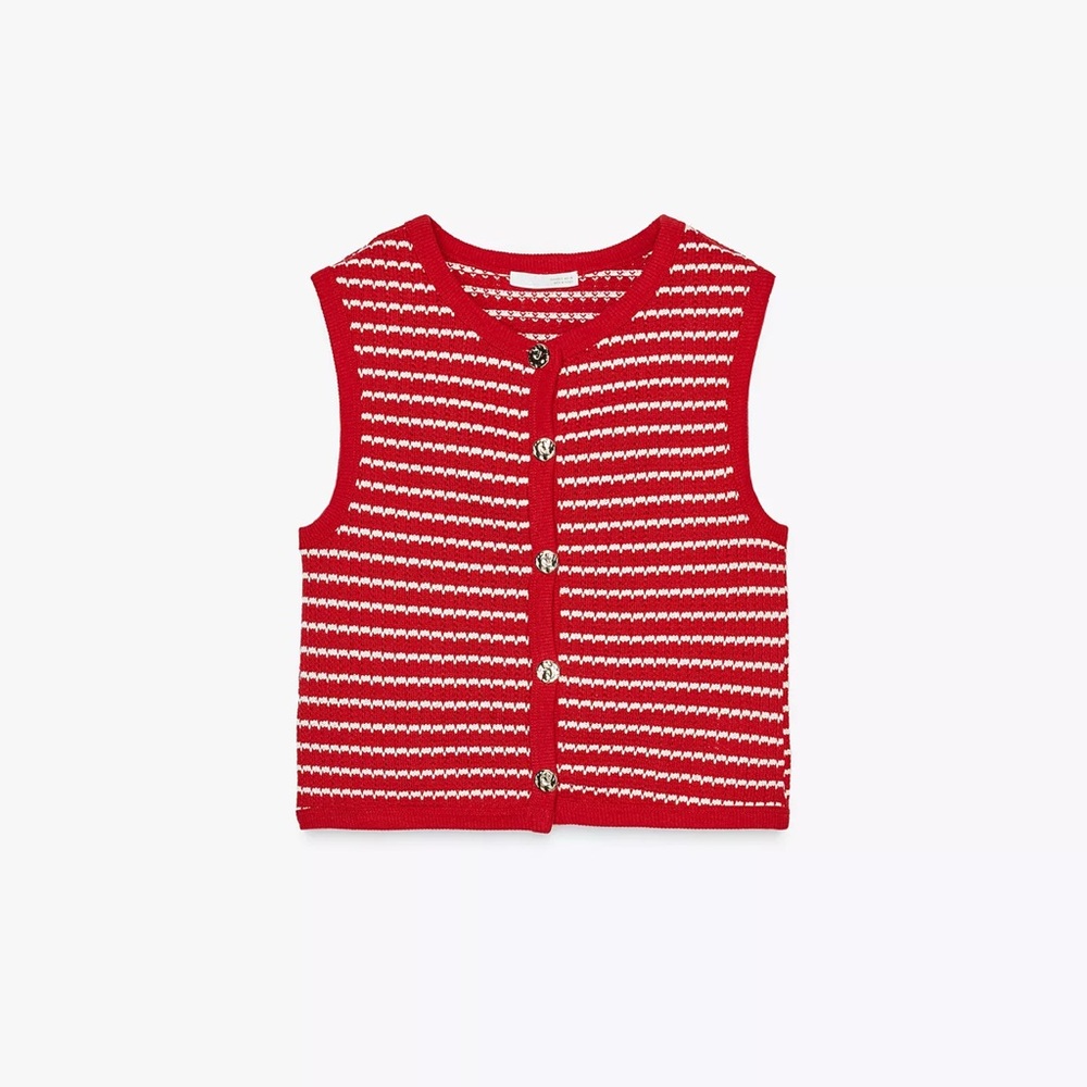 Buttoned Jacquard Vest Knitted Top